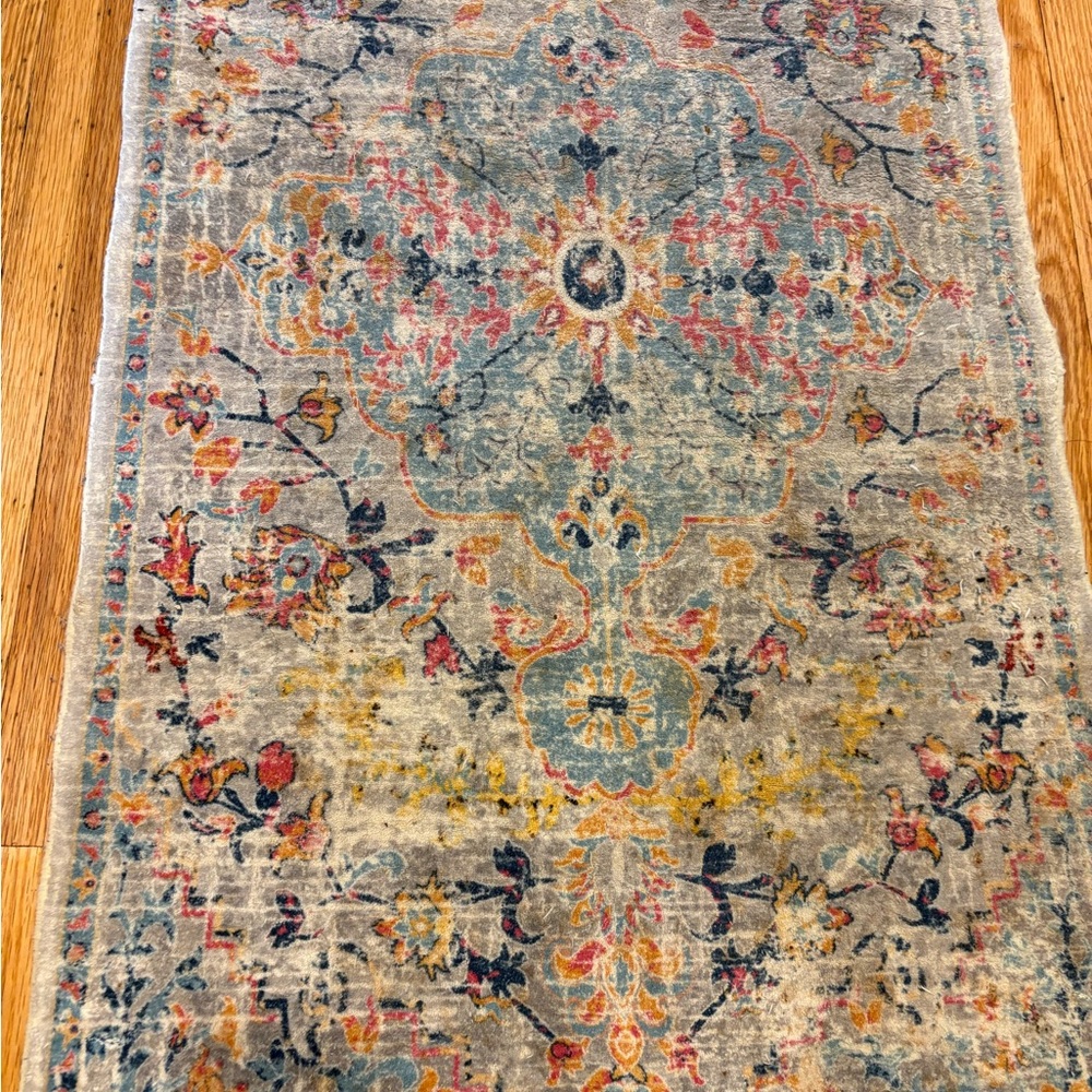 Vintage Style Runner Rug with Floral Pattern - Picture 2 of 8